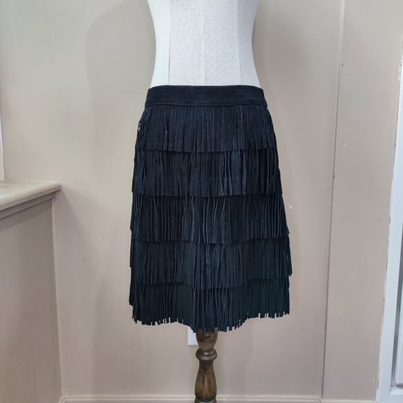 Mini fringe cow leather skirt - Picture 2 of 11